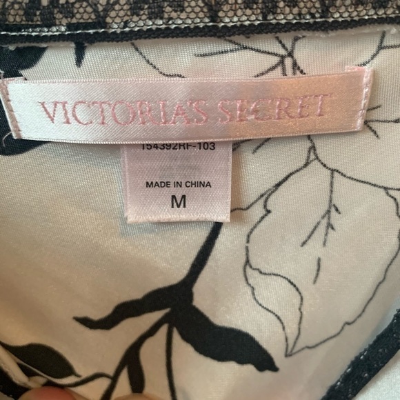 VICTORIA’S Secret Tie Front Babydoll - Picture 4 of 7